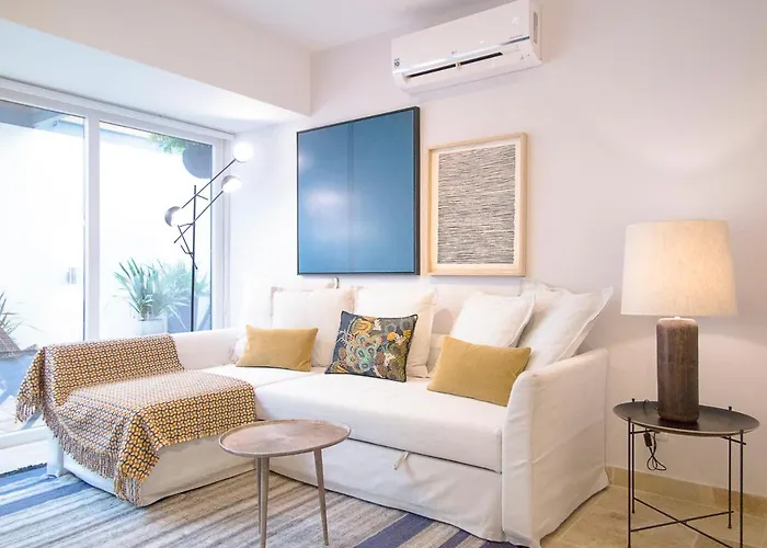 Santos Stylish Cozy Apt – AC_Green Terrace